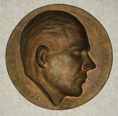 Erkki Mikkola.jpg (41876 bytes)